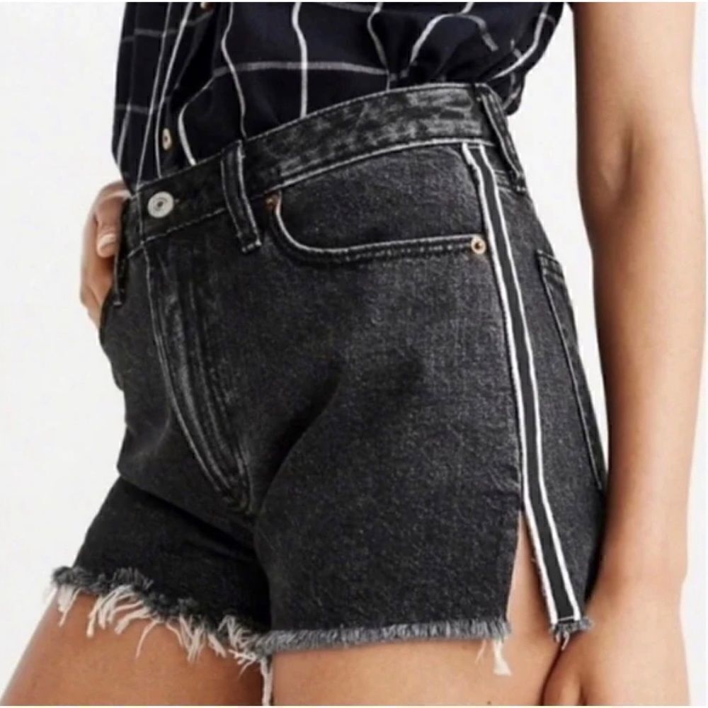 Abercrombie & Fitch Annie High Rise Shorts with Black & White Racer Stripes, 24